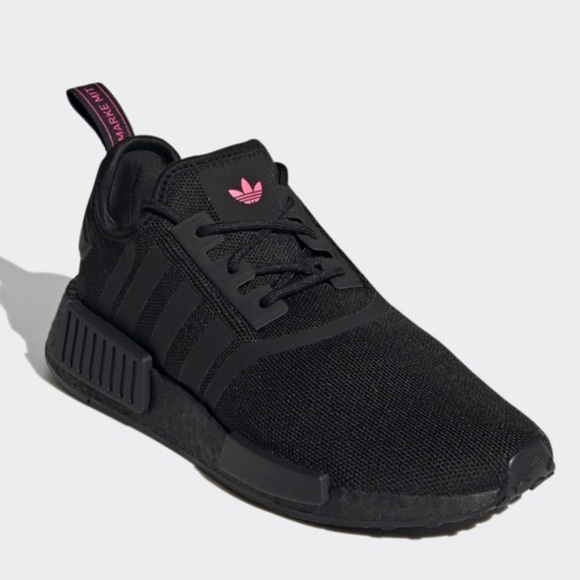 adidas gazelle silver green womens Adidas NMD CS2 Primeknit Boost Core Black Wonder Pink